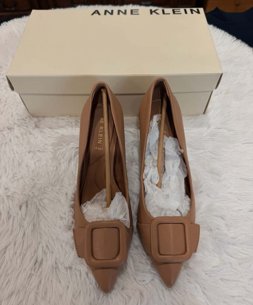 Anne Klein Women's Bentley Buckle Block Heel Pumps Tan